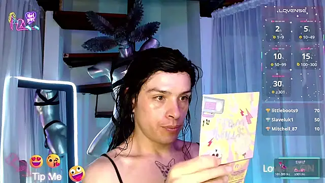 Snapshot of DanniHotBoy02 chatting on 05/23/26, 12:49 DanniHotBoy02 online show from 05/23/26, 12:49