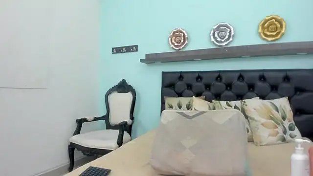 Sexy ebony 1 online show from 03/18/26, 11:13