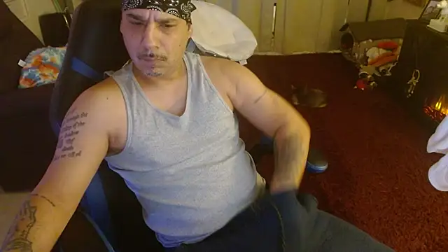 kcarll2026 online show from 02/09/26, 07:40