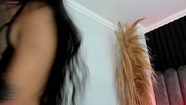 Snapshot of Lanadelrey_1 chatting on 03/30/26, 12:06 Lanadelrey 1 online show from 03/30/26, 12:06