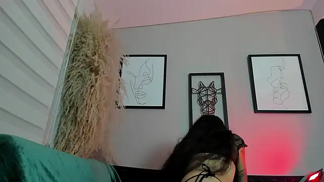 Snapshot of Lanadelrey_1 chatting on 04/10/26, 11:04 Lanadelrey 1 online show from 04/10/26, 11:04