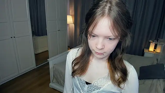 Snapshot of LavenderMitten chatting on 03/02/26, 07:15 LavenderMitten online show from 03/02/26, 07:15