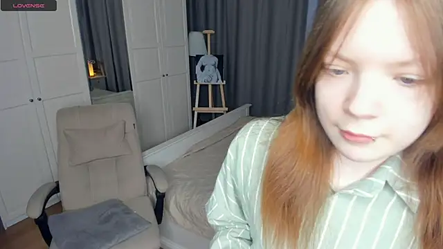 LavenderMitten online show from 04/10/26, 05:34