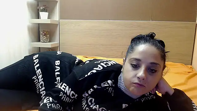 PinkyTwerkyX online show from 02/02/25, 12:24