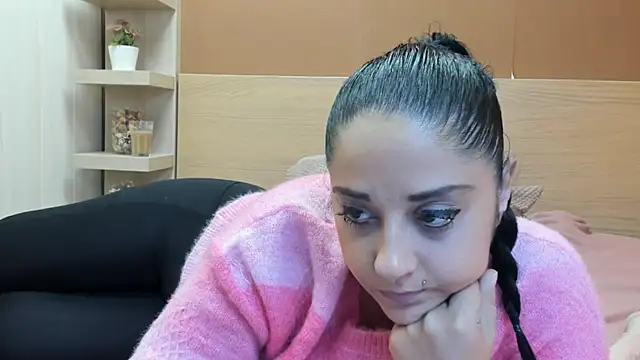 PinkyTwerkyX online show from 10/09/25, 01:09