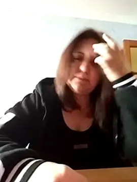 LockyCharm111 online show from 02/17/26, 02:02