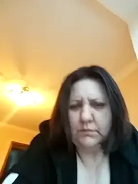 LockyCharm111 online show from 02/26/26, 03:44