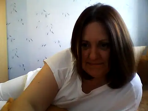 LockyCharm111 online show from 06/26/26, 05:06