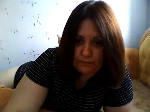 LockyCharm111 online show from 07/01/26, 04:29