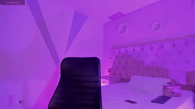 DulcePrince  online show from 04/18/26, 11:58