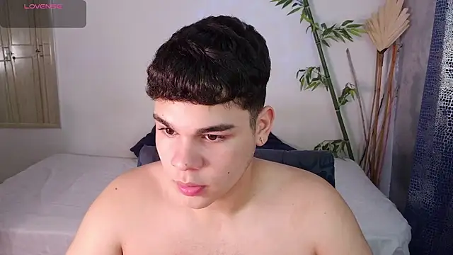 eithan jonnes online show from 02/14/26, 06:26