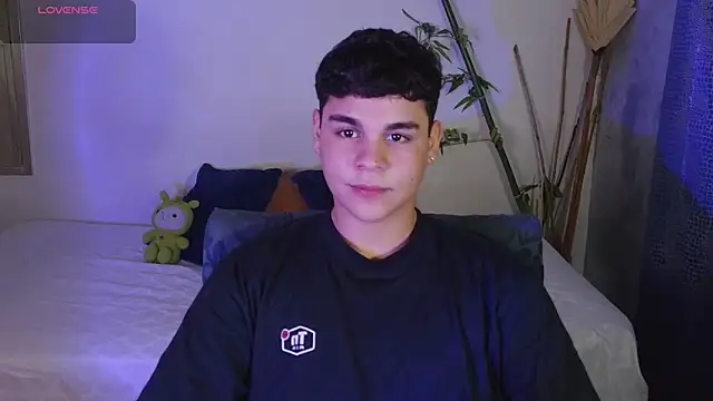 eithan jonnes online show from 02/20/26, 08:31