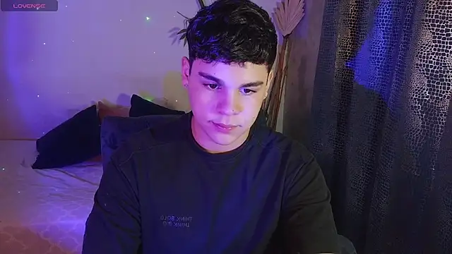 eithan jonnes online show from 02/22/26, 09:24