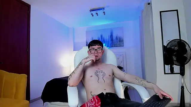 KaiStein online show from 02/13/26, 07:54