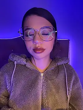 Deva 00 online show from 04/11/26, 02:27