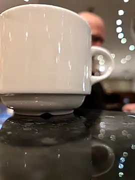 Snapshot of sk8brd_snwbrd_no_snitch chatting on 02/18/26, 01:07 sk8brd snwbrd no snitch online show from 02/18/26, 01:07