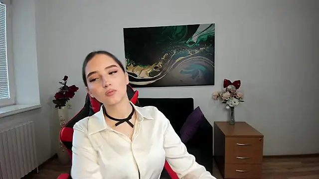 Effy Royse online show from 02/13/26, 06:53