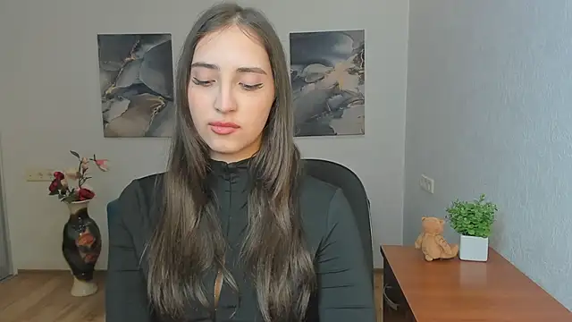 Effy Royse online show from 04/29/26, 05:30