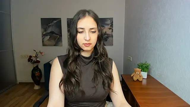 Effy Royse online show from 05/08/26, 05:40