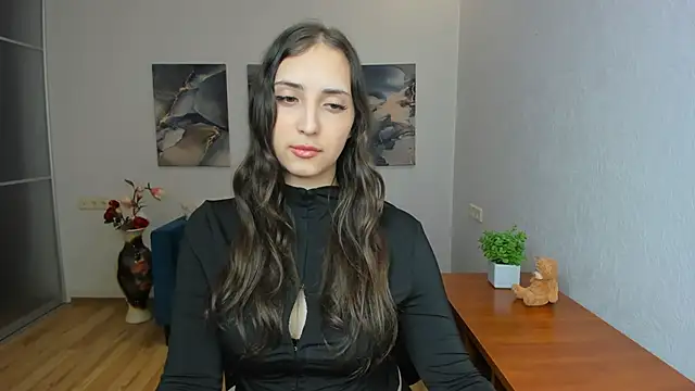 Effy Royse online show from 05/13/26, 05:43