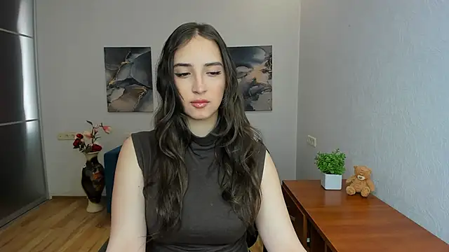 Effy Royse online show from 05/15/26, 05:36