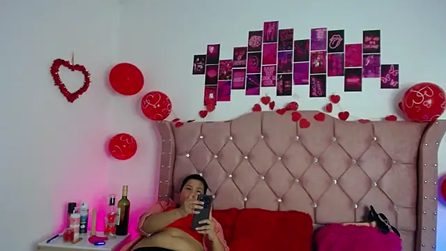 Snapshot of nat_evans8 chatting on 02/22/26, 04:13 nat evans8 online show from 02/22/26, 04:13