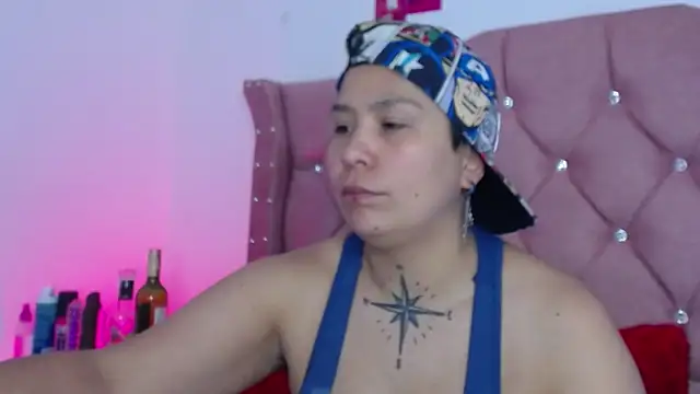 Snapshot of nat_evans8 chatting on 02/28/26, 03:07 nat evans8 online show from 02/28/26, 03:07