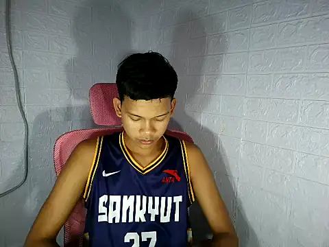 UrAsian Turjak online show from 03/29/26, 03:23