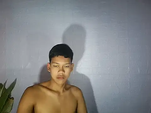 UrAsian Turjak online show from 04/08/26, 11:16