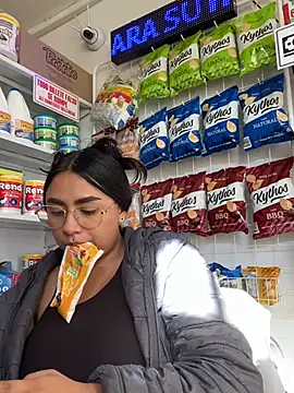 Snapshot of Michell_tits chatting on 02/10/26, 12:53 Michell tits online show from 02/10/26, 12:53