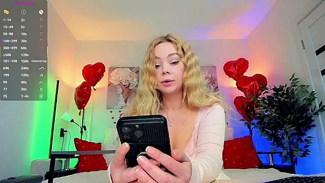 Snapshot of caty_kiss chatting on 03/01/26, 02:13 caty kiss online show from 03/01/26, 02:13