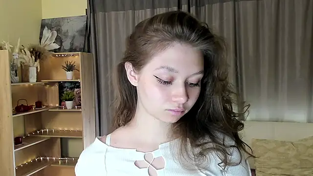 HolliBillig online show from 04/07/26, 07:03