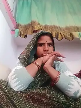 Snapshot of RAJE7053 chatting on 02/20/26, 05:04 RAJE7053 online show from 02/20/26, 05:04