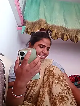 Snapshot of RAJE7053 chatting on 02/21/26, 07:09 RAJE7053 online show from 02/21/26, 07:09