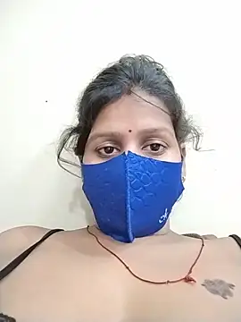 Snapshot of ankita077 chatting on 06/08/26, 01:28 ankita077 online show from 06/08/26, 01:28