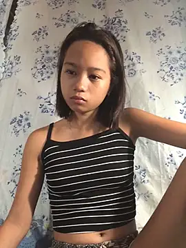 Asianpinay Skinny1818 online show from 06/01/26, 10:00