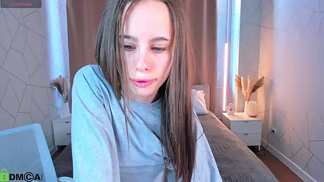 kristi kitss online show from 04/05/26, 09:06