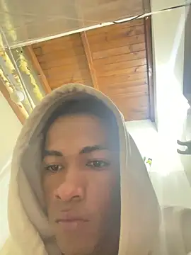 Snapshot of mondacuo3000 chatting on 02/21/26, 12:28 mondacuo3000 online show from 02/21/26, 12:28