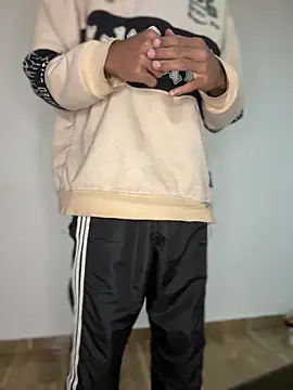 mondacuo3000 online show from 04/24/26, 05:15