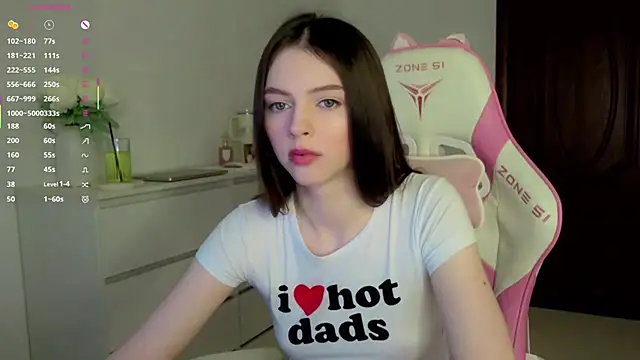 Snapshot of LizaRise chatting on 02/20/26, 12:05 LizaRise online show from 02/20/26, 12:05