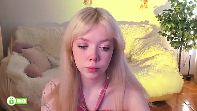 Rochelle kitty online show from 04/27/26, 01:31