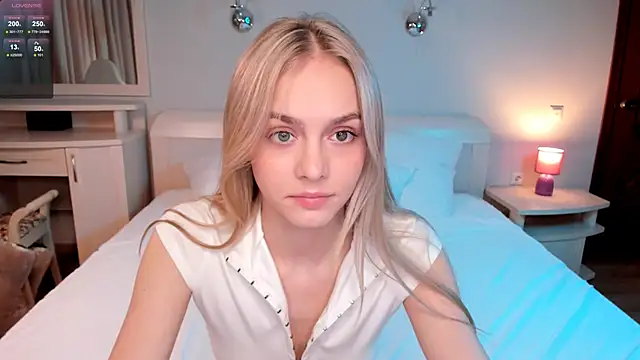 Snapshot of lillit_vivit chatting on 06/18/26, 11:14 lillit vivit online show from 06/18/26, 11:14