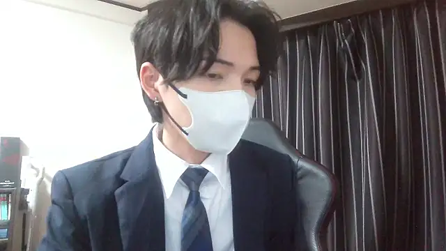 raitokun5555 online show from 04/11/26, 01:04