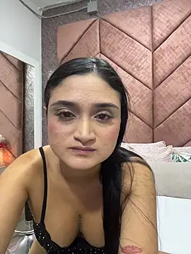 Snapshot of Sunny_Linn chatting on 03/28/26, 10:37 Sunny Linn online show from 03/28/26, 10:37