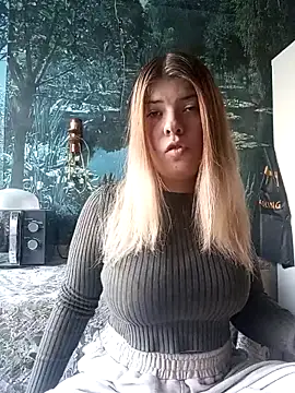 EvaTallor online show from 03/23/26, 02:10