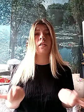 EvaTallor online show from 04/20/26, 11:13