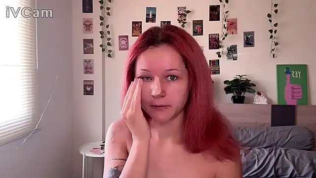 Snapshot of pixieyes00n chatting on 02/18/26, 02:18 pixieyes00n online show from 02/18/26, 02:18