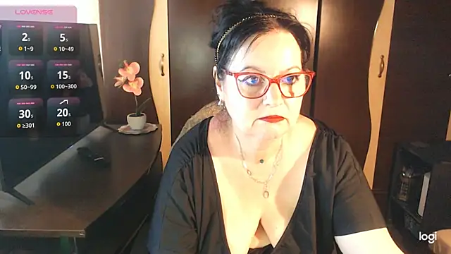 exiMIlf online show from 05/29/26, 11:30
