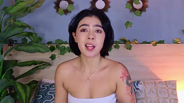 ValeryGomezz online show from 07/06/26, 03:03