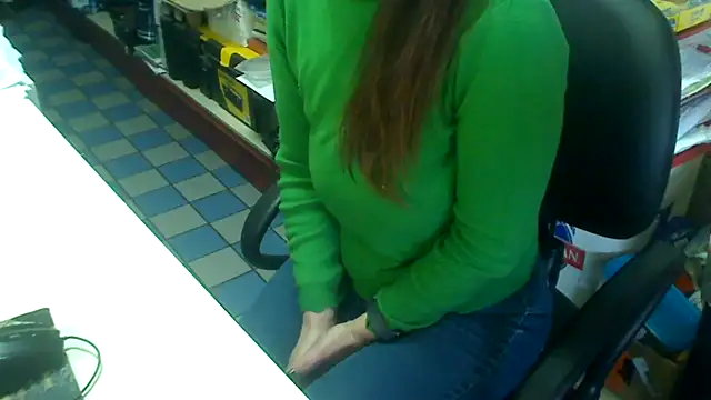 Snapshot of CpLauraMauro chatting on 03/26/26, 04:56 CpLauraMauro online show from 03/26/26, 04:56